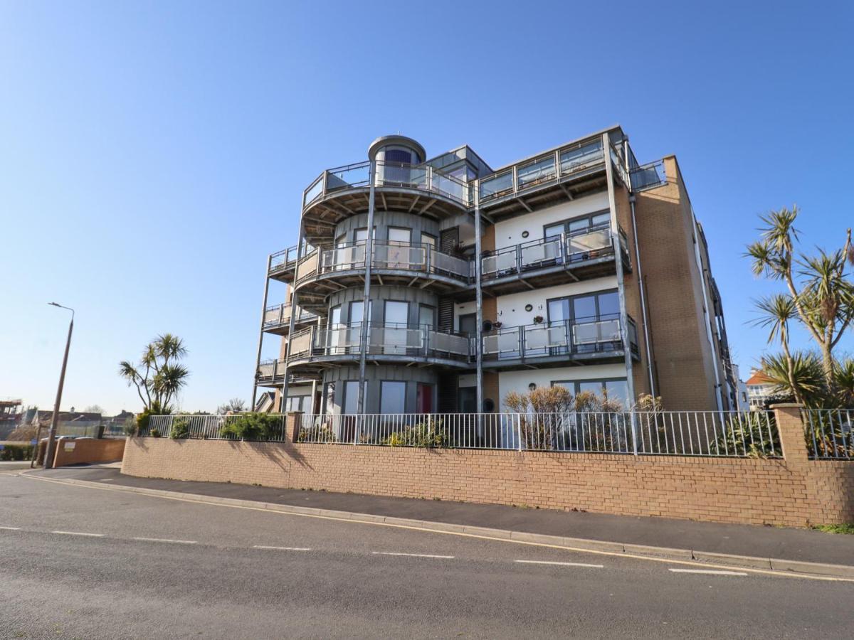 Flat 19 By The Beach Harwich Eksteriør bilde